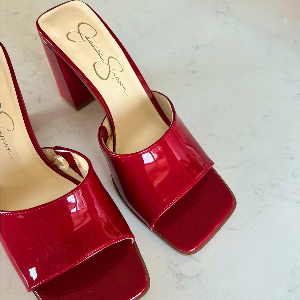 ❤️SOLD❤️Jessica Simpson red patent leather mules